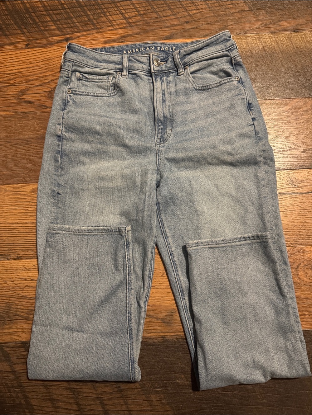American Eagle Light Blue Mom Straight-Leg Jeans - Picture 2 of 4
